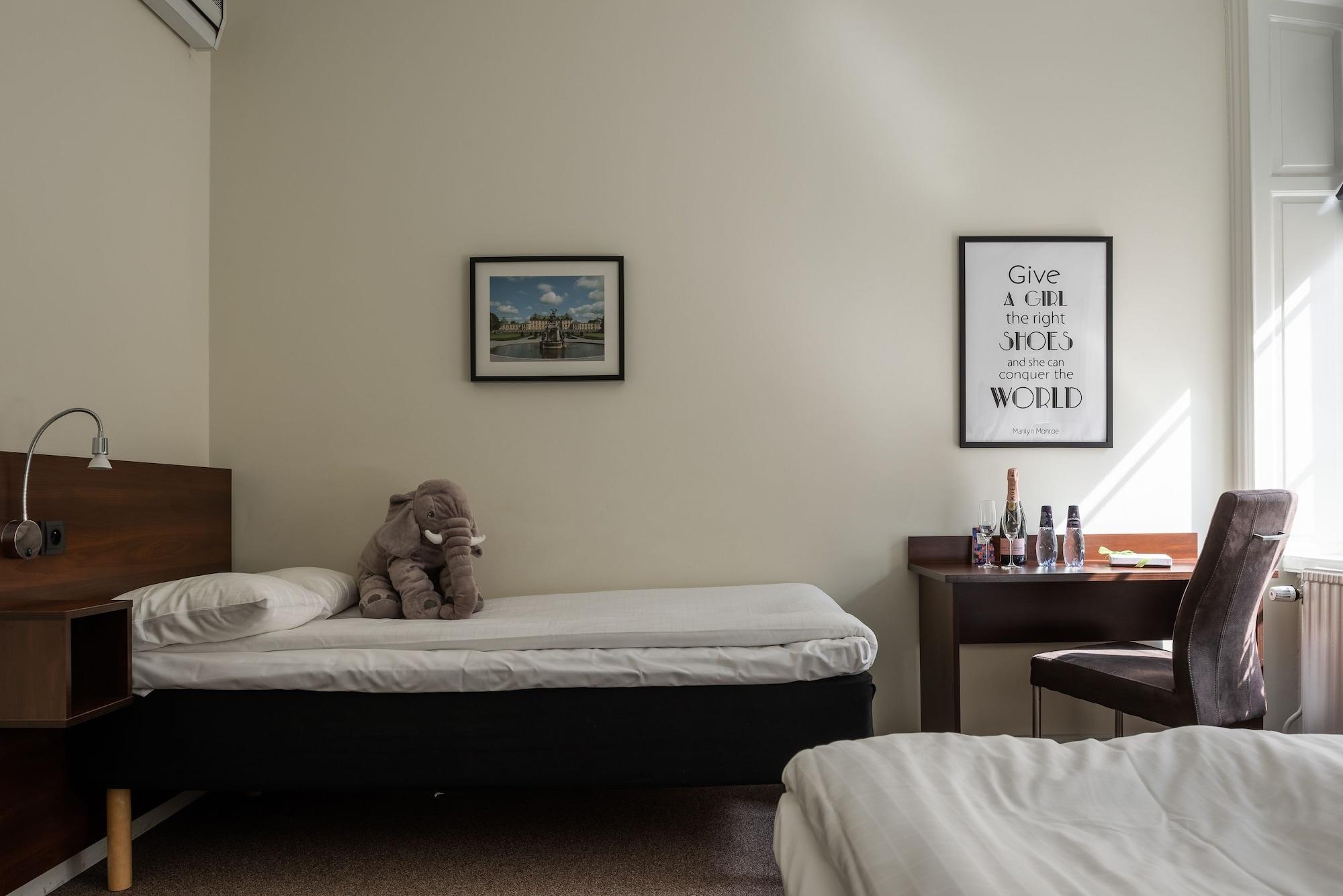 Castle House Inn Стокхолм Екстериор снимка